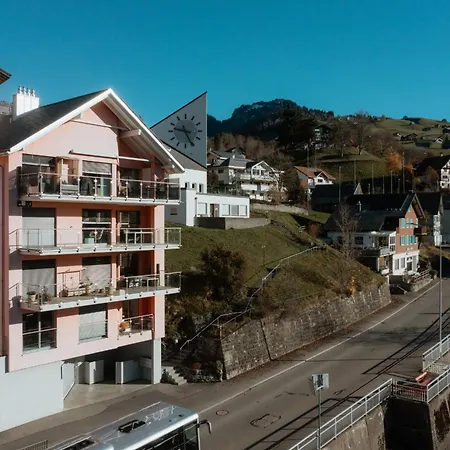 Elona Apartamento