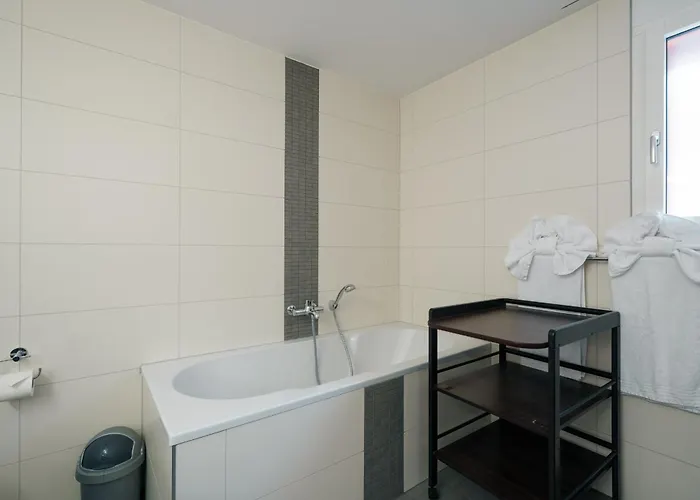 Apartment Elona Amden