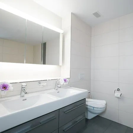 Elona Appartement *