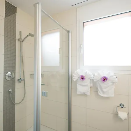 Appartement Elona *
